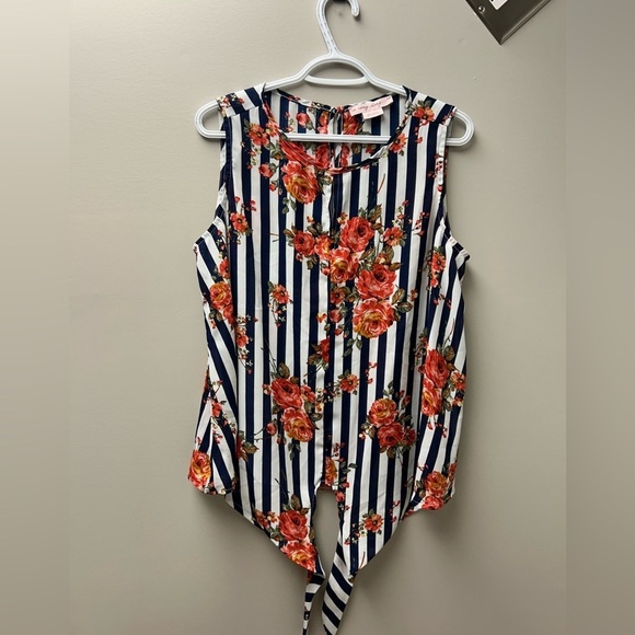 In Every Story Floral Blouse Tank Top - Picture 1 of 4